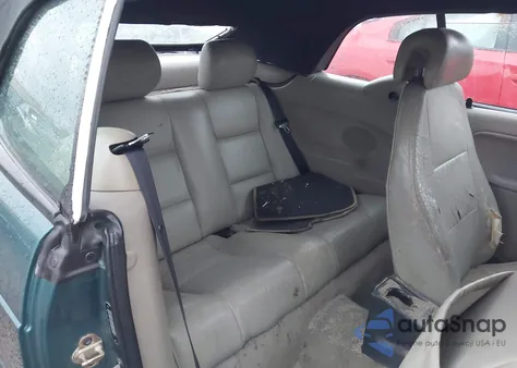 1995 Saab 900 S z USA, uszkodzony, nr VIN YS3DD75B4S7019386